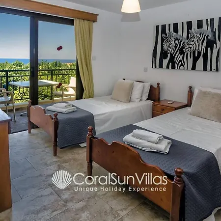 Impressive Exclusive Sea Caves Walk To Taverns Sleeps 11 Ref 507 * Peyia
