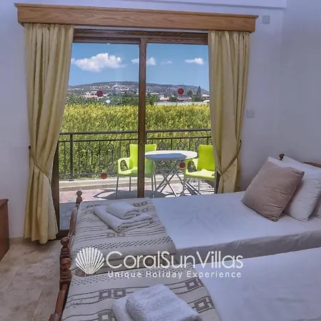 Impressive Exclusive Sea Caves Walk To Taverns Sleeps 11 Ref 507 * Peyia