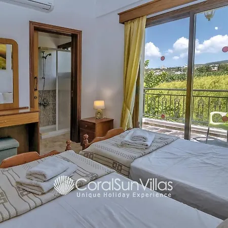 Villa Impressive Exclusive Sea Caves Walk To Taverns Sleeps 11 Ref 507 Peyia