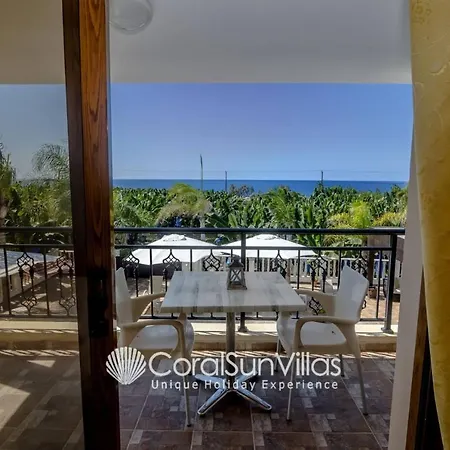 Villa Impressive Exclusive Sea Caves Walk To Taverns Sleeps 11 Ref 507 Peyia